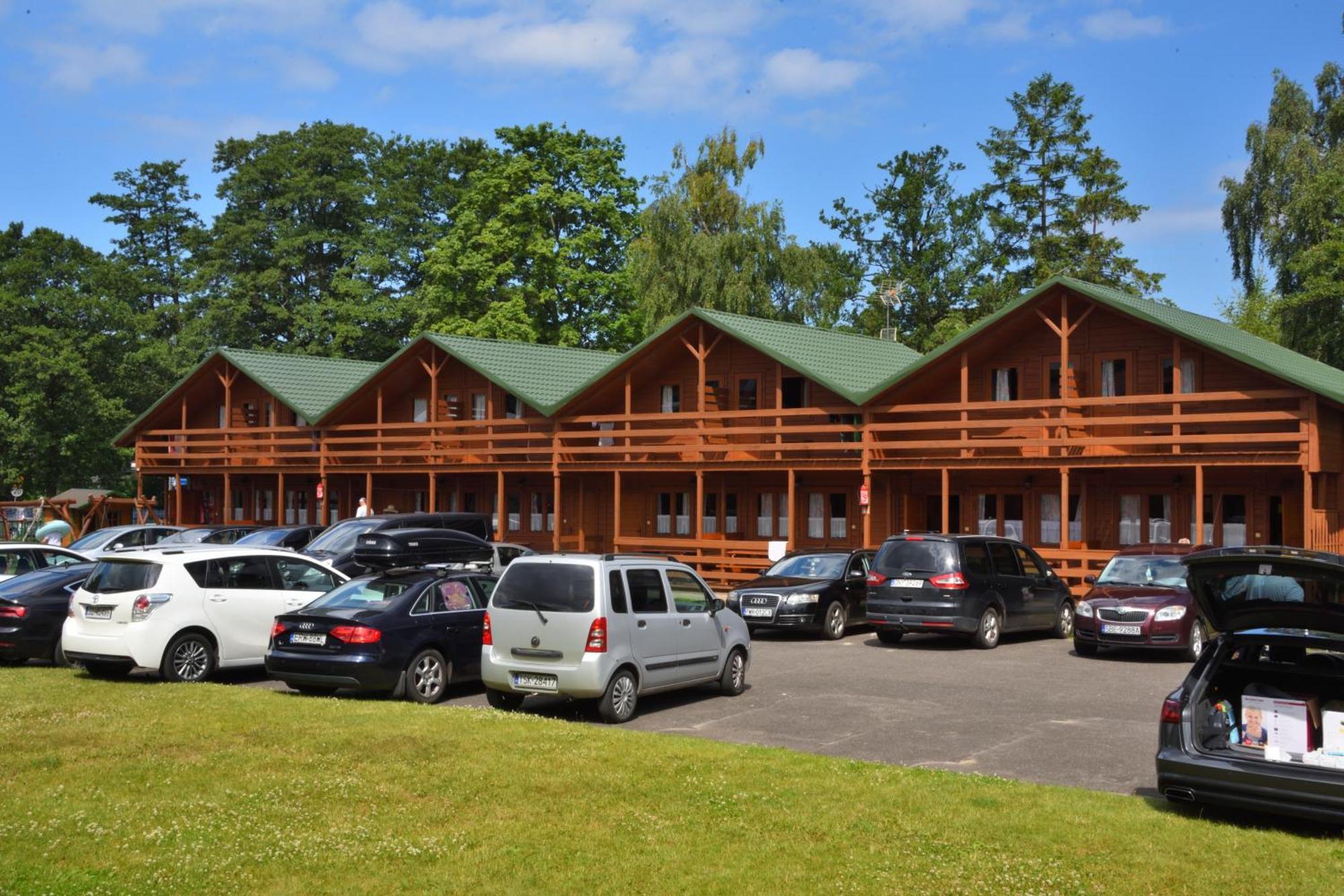 Mlodziezowy Domek Dla Grup Eldorado Mielno Centrum, 200M Od Morza ภายนอก รูปภาพ