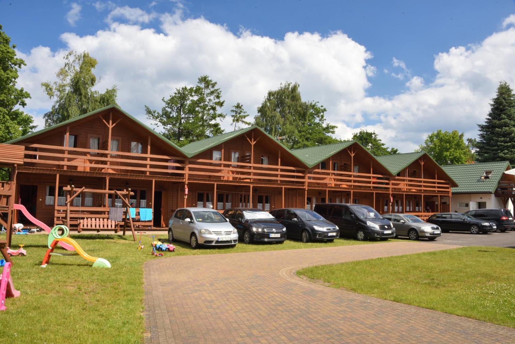 Mlodziezowy Domek Dla Grup Eldorado Mielno Centrum, 200M Od Morza ภายนอก รูปภาพ