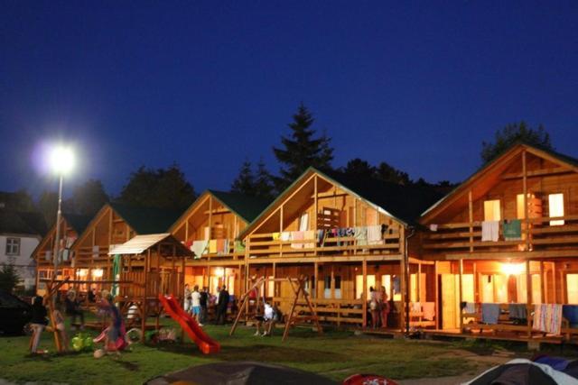 Mlodziezowy Domek Dla Grup Eldorado Mielno Centrum, 200M Od Morza ภายนอก รูปภาพ